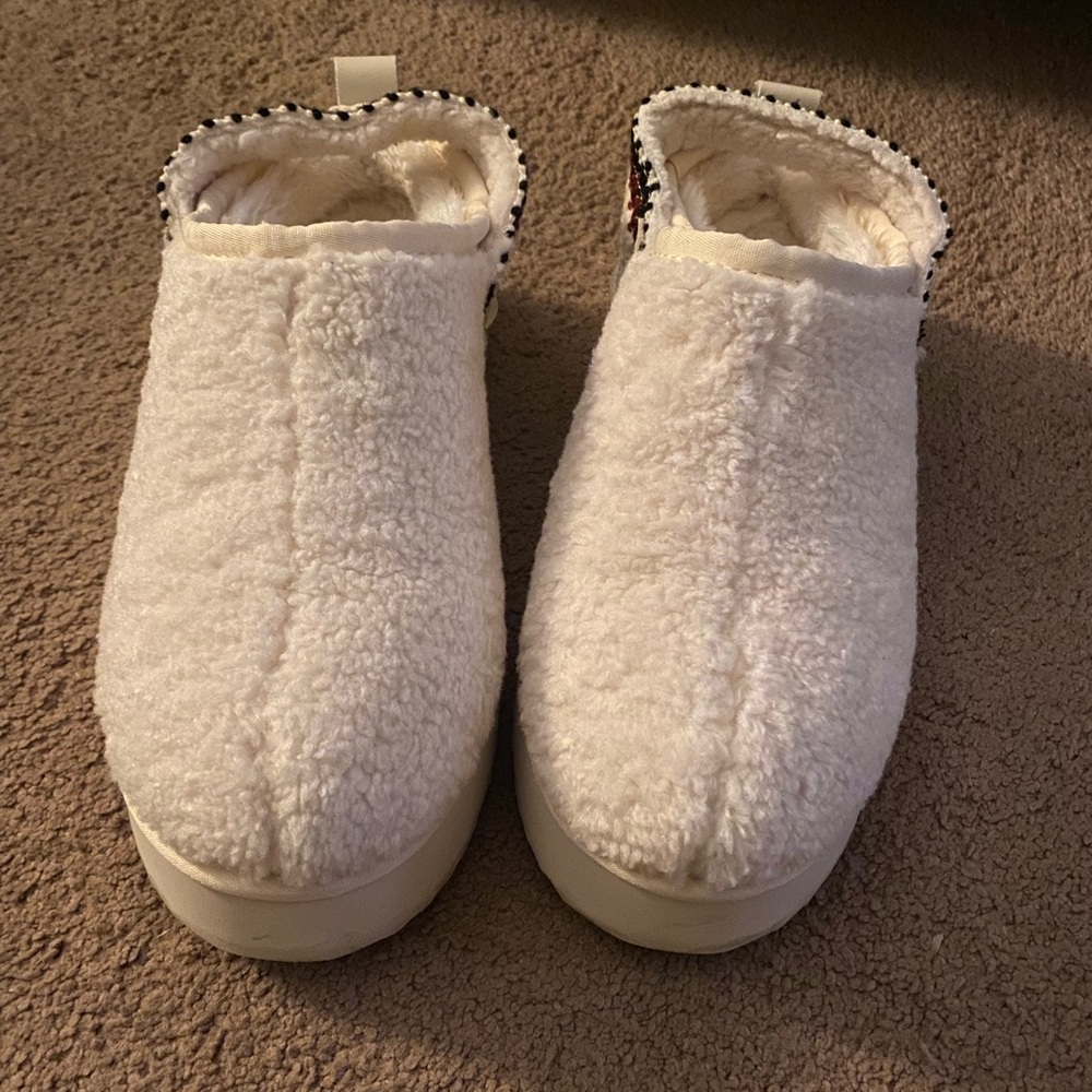 Cozy White Fleece Slippers
